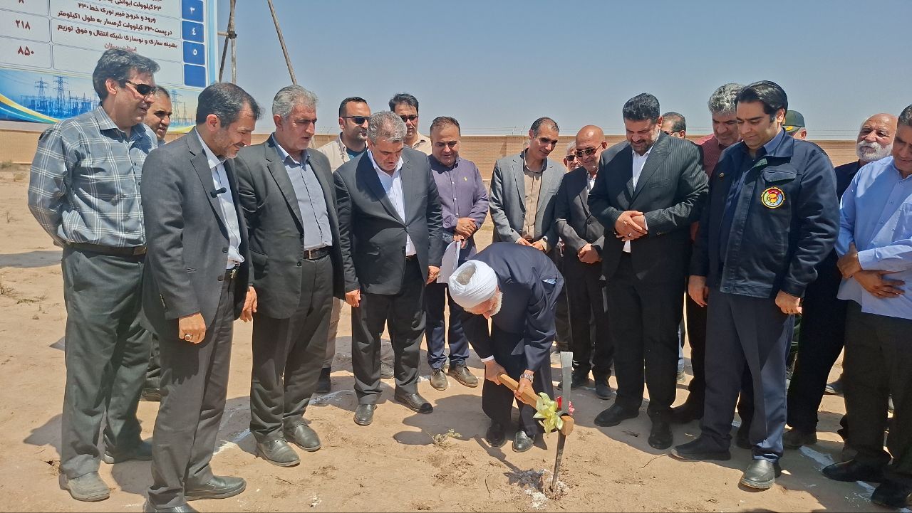 ساخت پست ۶۳ کیلوولت در گرمسار با حضور معاون حقوقی رئیس‌جمهور آغاز شد + فیلم