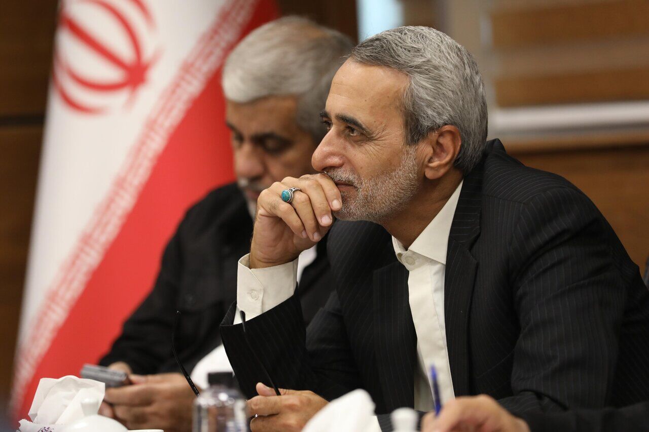 نظرات کمیسیون امنیت ملی درباره بنزین به سران قوا ارائه می‌شود