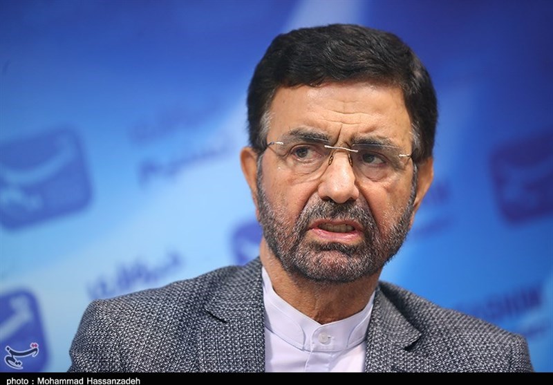 فر وزیر اقتصاد به روسیه؛ تلاش برای باز کردن مسیرهای تازه تجارت