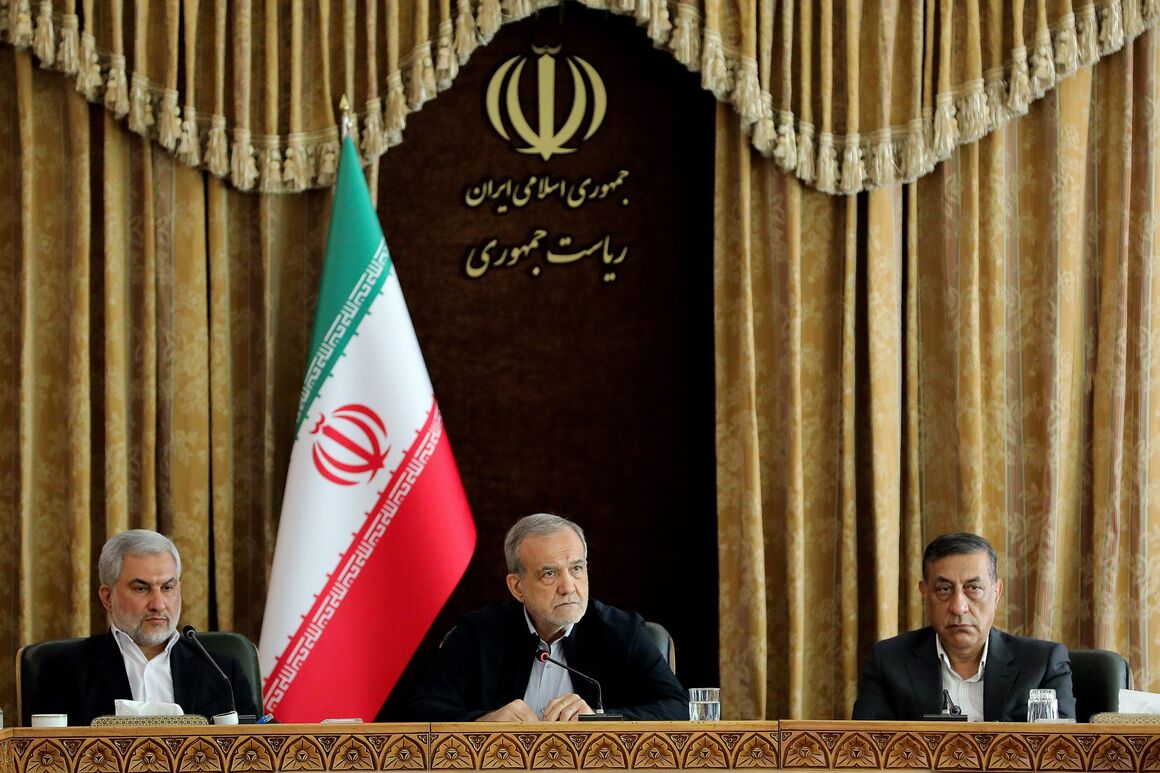 رئیس‌جمهوری: لزوم اصلاح الگوی مصرف انرژی در نهادهای دولتی